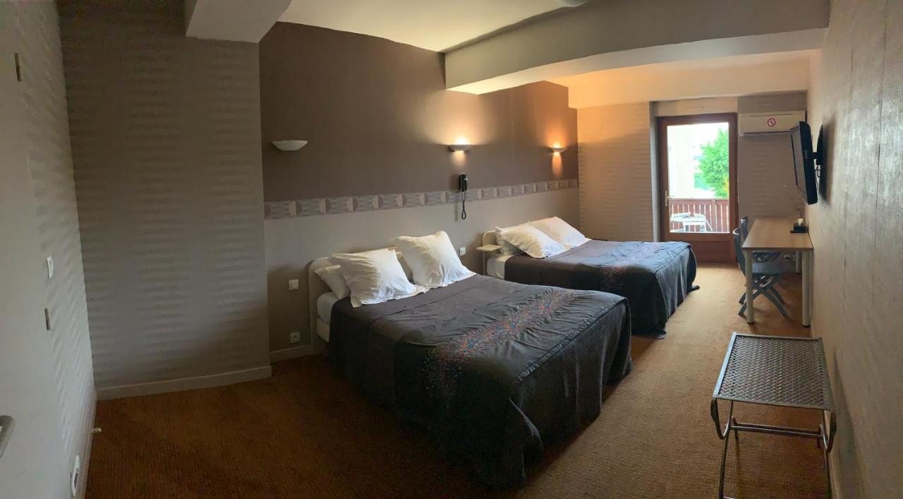 Le Petit Roche Hotel Serrieres  Bagian luar foto